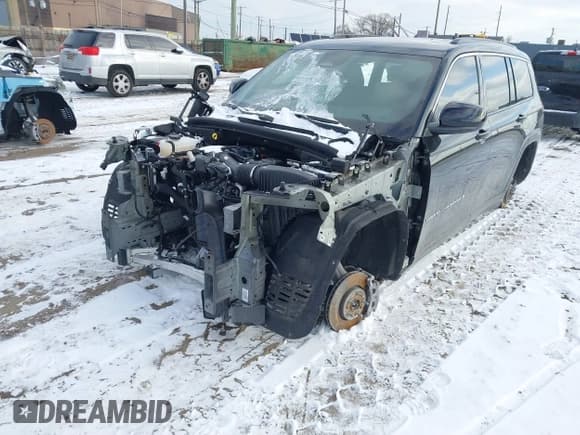 ✅ 2024 Jeep Grand Cherokee Altitude • VIN: 1C4RJKAG2R8575310 • Lot: 41093188. Listed on IAAI with 4,919 mi. Free auction sales archive from the USA and detailed vehicle history report at DreamBid. Image 2.