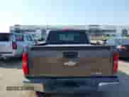 2008 Chevrolet Silverado 1500 1LT z VIN 2GCEC19J481298955, wystawiony jako IAAI lot #43246623 z przebiegiem 152 808 mil mil oraz . Historia ofert i sprzedaży dostępna na DreamBid. Obrazek 16.