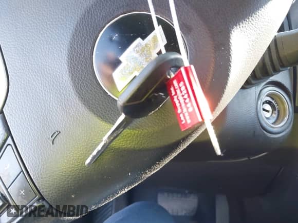 2015 Chevrolet Captiva Sport LS z VIN 3GNAL2EK1FS527166, wystawiony jako IAAI lot #43606030 z przebiegiem 149 603 mil mil oraz . Historia ofert i sprzedaży dostępna na DreamBid. Obrazek 11.