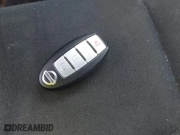 ✅ 2016 Nissan Pathfinder SV • VIN: 5N1AR2MM5GC636940 • Lot: 42869934. Wystawiony na IAAI z przebiegiem 186 803 mil. Bezpłatny archiwum sprzedaży aukcyjnych z USA i szczegółowy raport historii pojazdu na DreamBid. Zdjęcie 11.