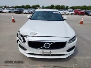 ✅ 2017 Volvo S90 Momentum • VIN: YV1A22MK3H1013153 • Лот: 70625425. Опубликован ранее на Copart с пробегом 110 169 миль. Бесплатный доступ к архиву аукционных продаж из США и подробный отчёт об истории автомобиля на DreamBid. Изображение 5.