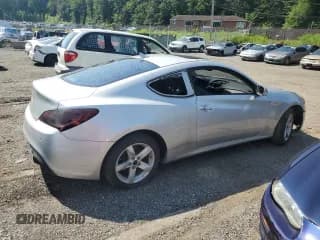 ✅ 2010 Hyundai Genesis Coupe Track • VIN: KMHHU6KH0AU003449 • Lot: 66284815. Wystawiony na Copart z przebiegiem Nie podano. Bezpłatny archiwum sprzedaży aukcyjnych z USA i szczegółowy raport historii pojazdu na DreamBid. Zdjęcie 3.