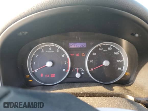 ✅ 2010 Hyundai Accent GS • VIN: KMHCM3AC2AU151181 • Lot: 76414914. Wystawiony na Copart z przebiegiem 176 226 mil mil. Skorzystaj z bezpłatnego archiwum sprzedaży aukcyjnych z USA i zobacz szczegółowy raport historii pojazdu na DreamBid. Zdjęcie 9.