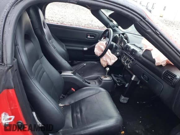 ✅ 2003 Toyota MR2 • VIN: JTDFR320430064870 • Лот: 56105875. Опубликован ранее на Copart с пробегом Не указан. Бесплатный доступ к архиву аукционных продаж из США и подробный отчёт об истории автомобиля на DreamBid. Изображение 10.