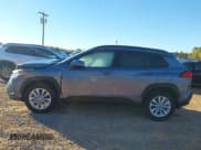 ✅ 2024 Toyota Corolla Cross LE • VIN: 7MUCAAAG1RV110325 • Lot: 43441348. Listed on IAAI with 7,654 mi. Free auction sales archive from the USA and detailed vehicle history report at DreamBid. Image 14.