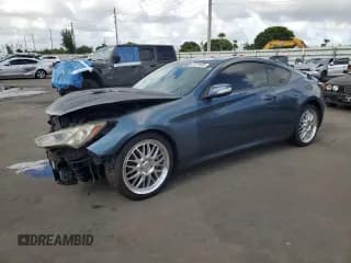 ✅ 2013 Hyundai Genesis Coupe R-Spec • VIN: KMHHU6KJ0DU088011 • Lot: 61374605. Wystawiony na Copart z przebiegiem 100 738 mil. Bezpłatny archiwum sprzedaży aukcyjnych z USA i szczegółowy raport historii pojazdu na DreamBid. Zdjęcie 1.