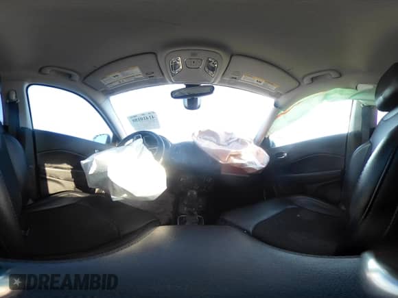 2020 Jeep Compass Latitude с VIN 3C4NJDBB8LT157310, выставлен на аукционе IAAI как лот 41410188 с пробегом Не указан миль и . История ставок и продаж доступна на DreamBid. Изображение 18.