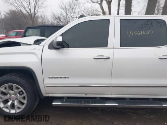 ✅ 2017 GMC Sierra 1500 SLT • VIN: 3GTU2NEJ6HG136330 • Lot: 41561827. Listed on IAAI with 161,820 mi. Free auction sales archive from the USA and detailed vehicle history report at DreamBid. Image 14.