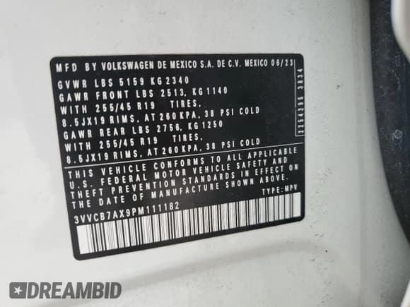 ✅ 2023 Volkswagen Tiguan SE R-Line Black • VIN: 3VVCB7AX9PM111182 • Lot: 85003455. Wystawiony na Copart z przebiegiem 41 036 mil. Bezpłatny archiwum sprzedaży aukcyjnych z USA i szczegółowy raport historii pojazdu na DreamBid. Zdjęcie 13.