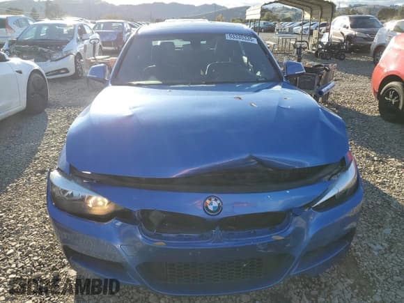 ✅ 2014 BMW 3 Series 328i • VIN: WBA3C1C55EK110956 • Lot: 93335335. Listed on Copart with 162,074 mi. Free auction sales archive from the USA and detailed vehicle history report at DreamBid. Image 5.