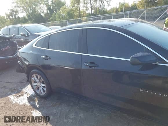 2020 Chevrolet Malibu LT с VIN 1G1ZD5ST8LF013251, выставлен на аукционе IAAI как лот 43181499 с пробегом 95 705 миль миль и . История ставок и продаж доступна на DreamBid. Изображение 13.