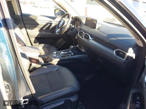 ✅ 2021 Mazda CX-5 Touring • VIN: JM3KFBCM2M0446455 • Lot: 43464164. Wystawiony na IAAI z przebiegiem 161 106 mil. Bezpłatny archiwum sprzedaży aukcyjnych z USA i szczegółowy raport historii pojazdu na DreamBid. Zdjęcie 5.