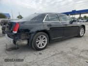 ✅ 2016 Chrysler 300 Touring • VIN: 2C3CCAAG8GH235360 • Лот: 71876225. Опубликован ранее на Copart с пробегом 102 457 миль. Бесплатный доступ к архиву аукционных продаж из США и подробный отчёт об истории автомобиля на DreamBid. Изображение 3.