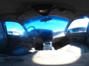 ✅ 2000 Ford Explorer Eddie Bauer • VIN: 1FMDU74E6YZB25124 • Lot: 41705960. Wystawiony na IAAI z przebiegiem 204 513 mil. Bezpłatny archiwum sprzedaży aukcyjnych z USA i szczegółowy raport historii pojazdu na DreamBid. Zdjęcie 18.