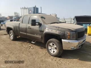 ✅ 2013 Chevrolet Silverado 1500 LT • VIN: 1GCRKSE78DZ382606 • Lot: 69819884. Listed on Copart with 97,948 mi. Free auction sales archive from the USA and detailed vehicle history report at DreamBid. Image 4.