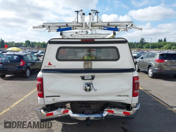 ✅ 2020 Ram 1500 Big Horn • VIN: 1C6RRFFG7LN263363 • Lot: 42348930. Listed on IAAI with 34,161 mi. Free auction sales archive from the USA and detailed vehicle history report at DreamBid. Image 6.