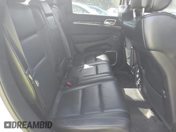 ✅ 2016 Jeep Grand Cherokee Overland • VIN: 1C4RJFCM1GC334553 • Лот: 43085458. Опубликован ранее на IAAI с пробегом 131 626 миль. Бесплатный доступ к архиву аукционных продаж из США и подробный отчёт об истории автомобиля на DreamBid. Изображение 8.