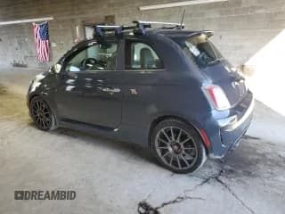 ✅ 2017 FIAT 500 Abarth • VIN: 3C3CFFFH2HT527844 • Лот: 84191875. Опубликован ранее на Copart с пробегом 113 160 миль. Бесплатный доступ к архиву аукционных продаж из США и подробный отчёт об истории автомобиля на DreamBid. Изображение 2.