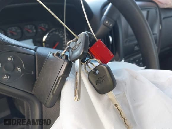 ✅ 2017 Chevrolet Silverado 2500HD Work Truck • VIN: 1GC1KUEG5HF122776 • Лот: 41386927. Опубликован ранее на IAAI с пробегом 55 682 миль. Бесплатный доступ к архиву аукционных продаж из США и подробный отчёт об истории автомобиля на DreamBid. Изображение 11.