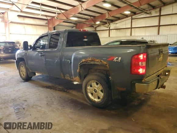 2013 Chevrolet Silverado 1500 LT с VIN 1GCRKSE75DZ324193, выставлен на аукционе Copart как лот 90055305 с пробегом 273 559 миль миль и Чистый • Clean title. История ставок и продаж доступна на DreamBid. Изображение 2.