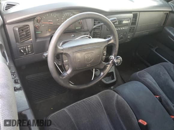 ✅ 2004 Dodge Dakota SLT • VIN: 1D7GL42N94S576921 • Лот: 89334585. Опубликован ранее на Copart с пробегом 175 085 миль. Бесплатный доступ к архиву аукционных продаж из США и подробный отчёт об истории автомобиля на DreamBid. Изображение 8.