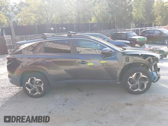 ✅ 2022 Hyundai Tucson SEL • VIN: 5NMJCCAE5NH088851 • Lot: 43193693. Wystawiony na IAAI z przebiegiem 75 586 mil. Bezpłatny archiwum sprzedaży aukcyjnych z USA i szczegółowy raport historii pojazdu na DreamBid. Zdjęcie 13.
