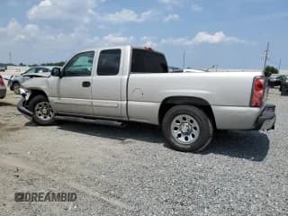 ✅ 2005 Chevrolet Silverado 1500 LS • VIN: 1GCEC19Z55Z195259 • Лот: 54056293. Опубликован ранее на Copart с пробегом 188 734 миль. Бесплатный доступ к архиву аукционных продаж из США и подробный отчёт об истории автомобиля на DreamBid. Изображение 2.