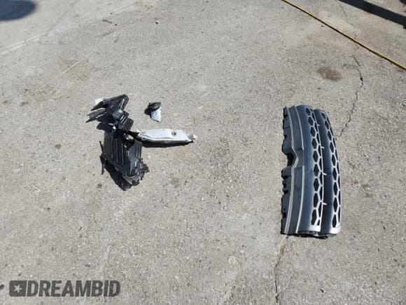 ✅ 2012 Land Rover Range Rover Evoque Pure Plus • VIN: SALVP2BG0CH673960 • Lot: 67742765. Wystawiony na Copart z przebiegiem 106 255 mil. Bezpłatny archiwum sprzedaży aukcyjnych z USA i szczegółowy raport historii pojazdu na DreamBid. Zdjęcie 13.