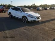 ✅ 2015 Honda Crosstour EX-L • VIN: 5J6TF2H53FL002415 • Lot: 80285335. Wystawiony na Copart z przebiegiem 110 159 mil. Bezpłatny archiwum sprzedaży aukcyjnych z USA i szczegółowy raport historii pojazdu na DreamBid. Zdjęcie 15.
