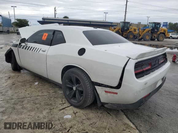 ✅ 2020 Dodge Challenger SXT • VIN: 2C3CDZAG9LH152414 • Lot: 82668843. Wystawiony na Copart z przebiegiem 30 538 mil. Bezpłatny archiwum sprzedaży aukcyjnych z USA i szczegółowy raport historii pojazdu na DreamBid. Zdjęcie 2.