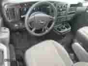 2017 Chevrolet Express Passenger LT с VIN 1GAWGFFF8H1244398, выставлен на аукционе Copart как лот 62751535 с пробегом 127 556 миль миль и Списание • Salvage title. История ставок и продаж доступна на DreamBid. Изображение 8.