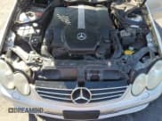 ✅ 2003 Mercedes-Benz CLK 500 • VIN: WDBTJ75J23F058261 • Lot: 81094335. Wystawiony na Copart z przebiegiem 135 537 mil. Bezpłatny archiwum sprzedaży aukcyjnych z USA i szczegółowy raport historii pojazdu na DreamBid. Zdjęcie 11.