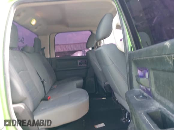 ✅ 2014 Ram 2500 Tradesman • VIN: 3C6UR5CL9EG312760 • Lot: 42584704. Wystawiony na IAAI z przebiegiem 86 974 mil. Bezpłatny archiwum sprzedaży aukcyjnych z USA i szczegółowy raport historii pojazdu na DreamBid. Zdjęcie 8.