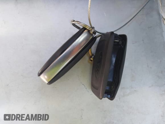 ✅ 2010 Land Rover LR4 Lux • VIN: SALAK2D41AA535124 • Лот: 42805660. Опубликован ранее на IAAI с пробегом 173 811 миль. Бесплатный доступ к архиву аукционных продаж из США и подробный отчёт об истории автомобиля на DreamBid. Изображение 11.