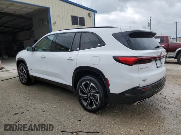 ✅ 2025 Buick Enclave Sport Touring • VIN: 5GAERBRS5SJ193918 • Lot: 53402955. Listed on Copart with 5 mi. Free auction sales archive from the USA and detailed vehicle history report at DreamBid. Image 2.