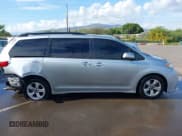 ✅ 2020 Toyota Sienna LE Auto Access Seat • VIN: 5TDKZ3DC0LS052900 • Lot: 41940962. Listed on IAAI with 70,095 mi. Free auction sales archive from the USA and detailed vehicle history report at DreamBid. Image 14.