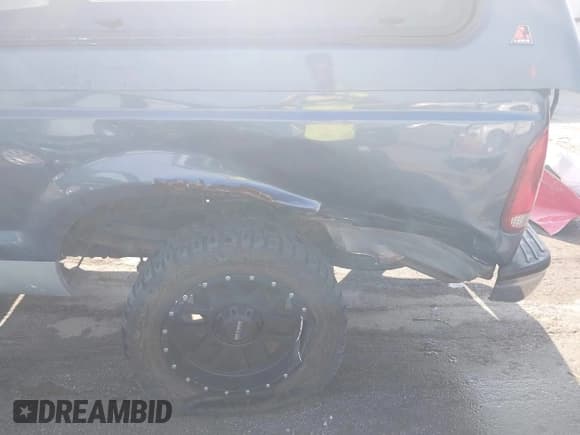 ✅ 2005 Ford F-250 XL • VIN: 1FTSX21P95EC44736 • Lot: 42513511. Listed on IAAI with 119,981 mi. Free auction sales archive from the USA and detailed vehicle history report at DreamBid. Image 6.