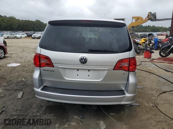 ✅ 2012 Volkswagen Routan S • VIN: 2C4RVAAG2CR250702 • Лот: 71539254. Опубликован ранее на Copart с пробегом 97 580 миль. Бесплатный доступ к архиву аукционных продаж из США и подробный отчёт об истории автомобиля на DreamBid. Изображение 6.