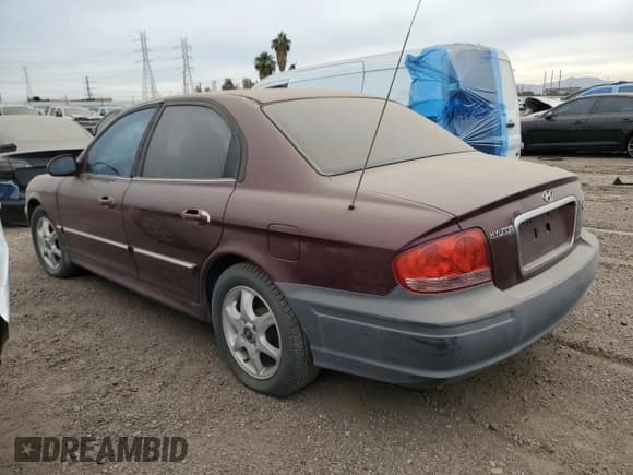 ✅ 2005 Hyundai Sonata GLS • VIN: KMHWF35HX5A199516 • Лот: 70000524. Опубликован ранее на Copart с пробегом 186 198 миль. Бесплатный доступ к архиву аукционных продаж из США и подробный отчёт об истории автомобиля на DreamBid. Изображение 2.