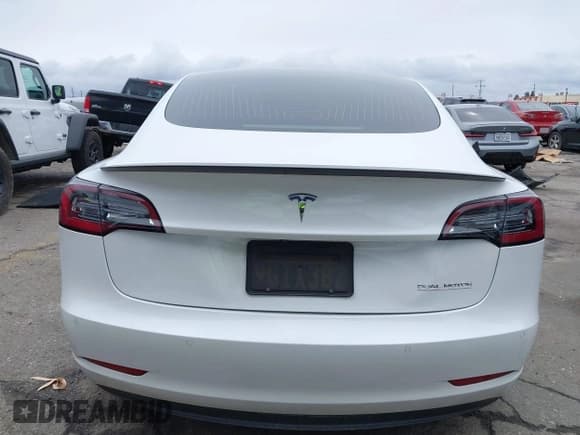 ✅ 2020 Tesla Model 3 Performance • VIN: 5YJ3E1EC4LF625109 • Lot: 41735149. Wystawiony na IAAI z przebiegiem 95 010 mil. Bezpłatny archiwum sprzedaży aukcyjnych z USA i szczegółowy raport historii pojazdu na DreamBid. Zdjęcie 17.
