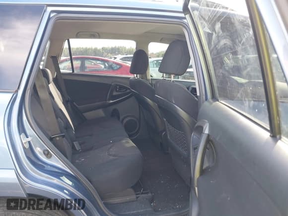 ✅ 2011 Toyota RAV4 Sport • VIN: 2T3RK4DV6BW051323 • Лот: 42036891. Опубликован ранее на IAAI с пробегом 125 327 миль. Бесплатный доступ к архиву аукционных продаж из США и подробный отчёт об истории автомобиля на DreamBid. Изображение 8.