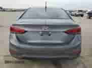 2020 Hyundai Accent SE z VIN 3KPC24A65LE115125, wystawiony jako Copart lot #42915904 z przebiegiem 52 946 mil mil oraz . Historia ofert i sprzedaży dostępna na DreamBid. Obrazek 6.