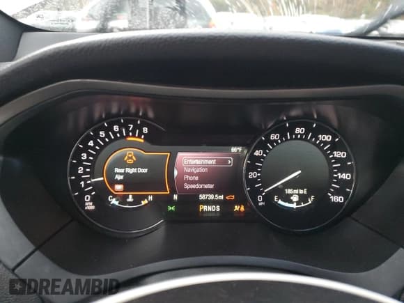 ✅ 2020 Lincoln MKZ Standard • VIN: 3LN6L5A91LR614132 • Lot: 91470785. Listed on Copart with 58,739 mi. Free auction sales archive from the USA and detailed vehicle history report at DreamBid. Image 9.