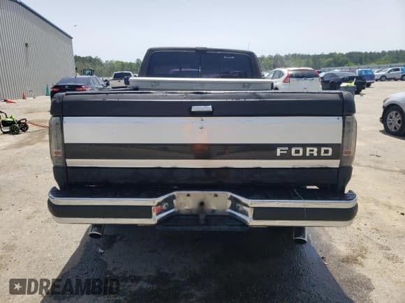 ✅ 1990 Ford F-150 • VIN: 1FTDF15N3LNA20857 • Lot: 57112145. Wystawiony na Copart z przebiegiem 73 535 mil. Bezpłatny archiwum sprzedaży aukcyjnych z USA i szczegółowy raport historii pojazdu na DreamBid. Zdjęcie 6.