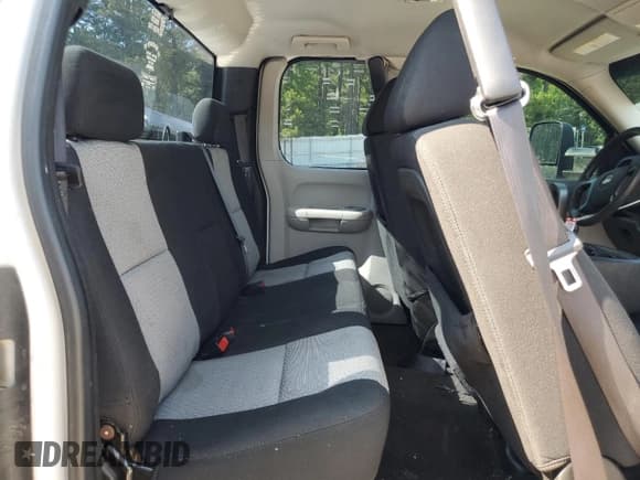 ✅ 2008 Chevrolet Silverado 2500HD 1LT • VIN: 1GCHK29K08E214305 • Lot: 57968475. Wystawiony na Copart z przebiegiem 173 232 mil. Bezpłatny archiwum sprzedaży aukcyjnych z USA i szczegółowy raport historii pojazdu na DreamBid. Zdjęcie 10.