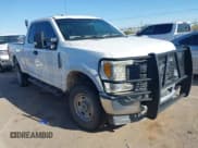 ✅ 2017 Ford F-250 XLT • VIN: 1FT7X2B62HEF20447 • Lot: 43143378. Wystawiony na IAAI z przebiegiem Nie podano. Bezpłatny archiwum sprzedaży aukcyjnych z USA i szczegółowy raport historii pojazdu na DreamBid. Zdjęcie 13.