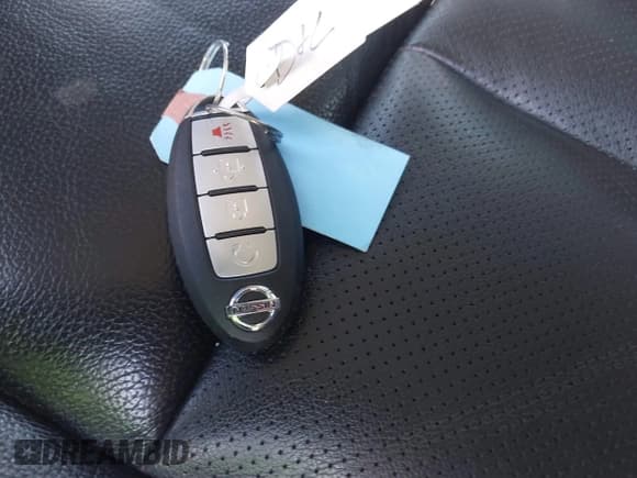 ✅ 2017 Nissan Titan Pro-4X • VIN: 1N6BA1F46HN515652 • Лот: 41262623. Опубликован ранее на IAAI с пробегом 121 602 миль. Бесплатный доступ к архиву аукционных продаж из США и подробный отчёт об истории автомобиля на DreamBid. Изображение 11.