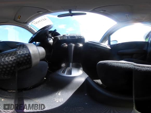 ✅ 2008 Honda Fit • VIN: JHMGD384X8S046137 • Lot: 42339287. Listed on IAAI with 212,266 mi. Free auction sales archive from the USA and detailed vehicle history report at DreamBid. Image 18.