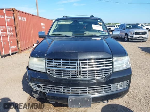 ✅ 2014 Lincoln Navigator • VIN: 5LMJJ2H55EEL01007 • Lot: 43389856. Listed on IAAI with 188,662 mi. Free auction sales archive from the USA and detailed vehicle history report at DreamBid. Image 12.