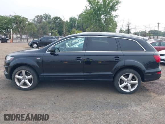 ✅ 2013 Audi Q7 S line Prestige • VIN: WA1DGAFE9DD001727 • Лот: 42929330. Опубликован ранее на IAAI с пробегом 126 152 миль. Бесплатный доступ к архиву аукционных продаж из США и подробный отчёт об истории автомобиля на DreamBid. Изображение 14.